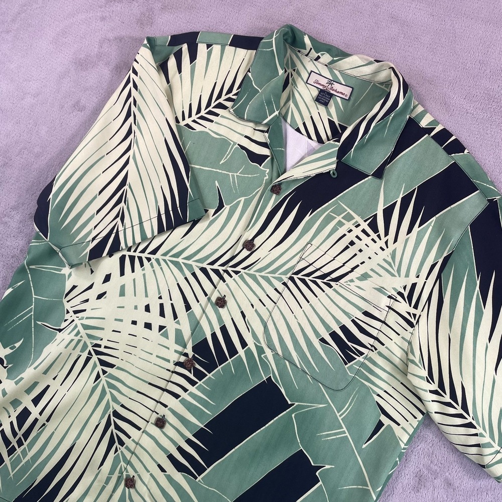 TOMMY BAHAMA‎ Camp Loop Collar Shirt Men Large Multi Palms Hawaiian Silk Aloha